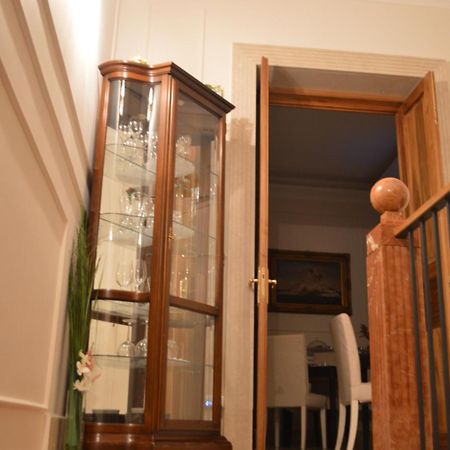 Palazzo Liguori Bed and Breakfast Cava deʼ Tirreni Eksteriør billede