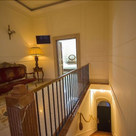 Palazzo Liguori Bed and Breakfast Cava deʼ Tirreni Eksteriør billede